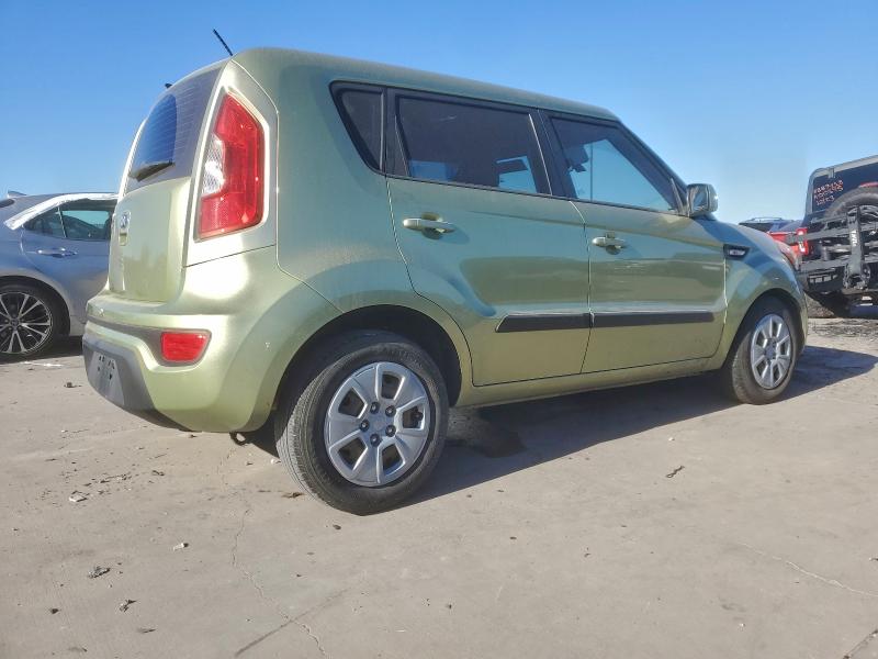 Photo 3 from auction – 2013 KIA SOUL with VIN KNDJT2A51D7600959