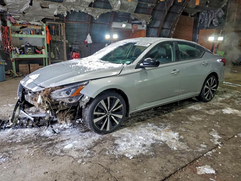 NISSAN ALTIMA SR 2022 with VIN 1N4BL4CW0NN350042 - Photo from auction