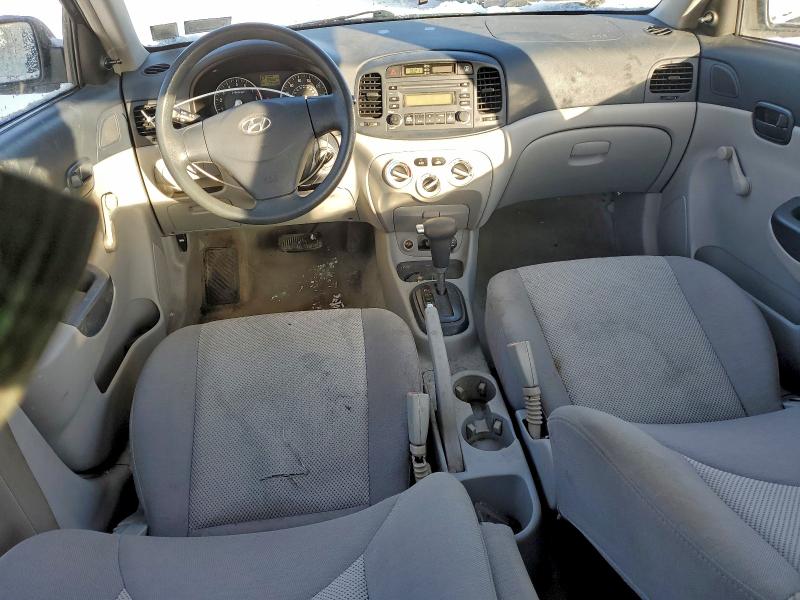 Photo 8 from auction – 2006 HYUNDAI ACCENT GLS with VIN KMHCN46C16U033013