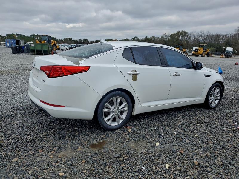 Photo 3 from auction – 2013 KIA OPTIMA EX with VIN 5XXGN4A77DG118795