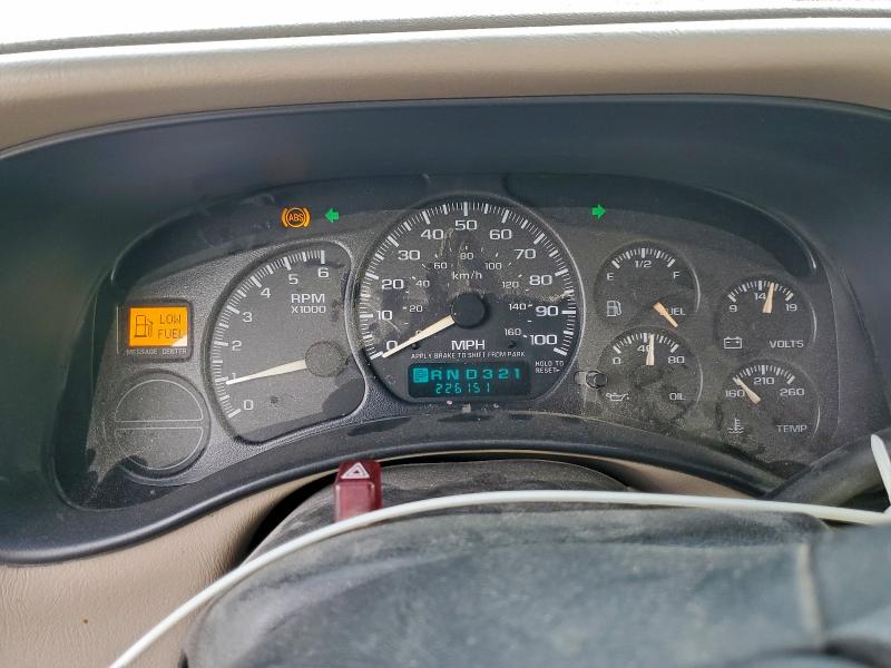 Photo 9 from auction – 2002 GMC NEW SIERRA with VIN 2GTEC19X521391656