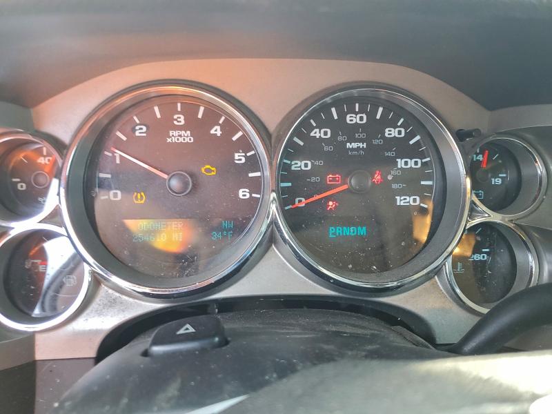 Photo 9 from auction – 2011 CHEVROLET SILVERADO with VIN 1GCRKSE32BZ127444