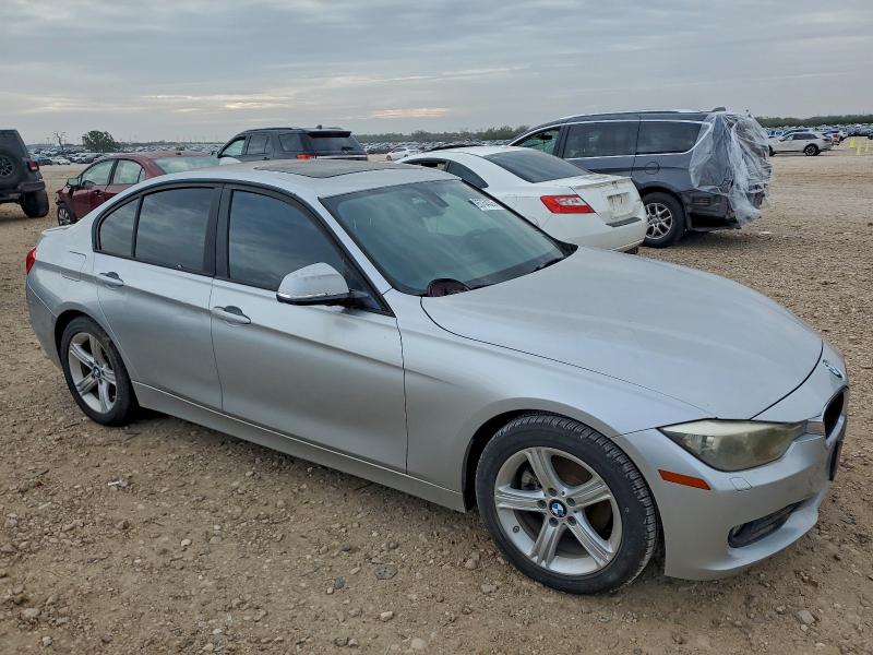 Photo 4 from auction – 2012 BMW 328 I with VIN WBA3A5G51CNP15964