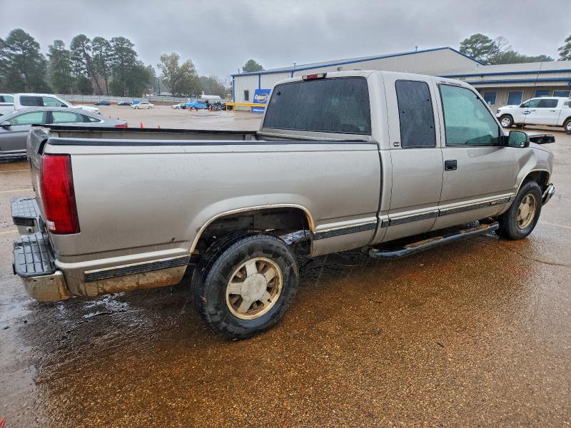Photo 3 from auction – 1998 GMC SIERRA C15 with VIN 2GTEC19R4W1515875