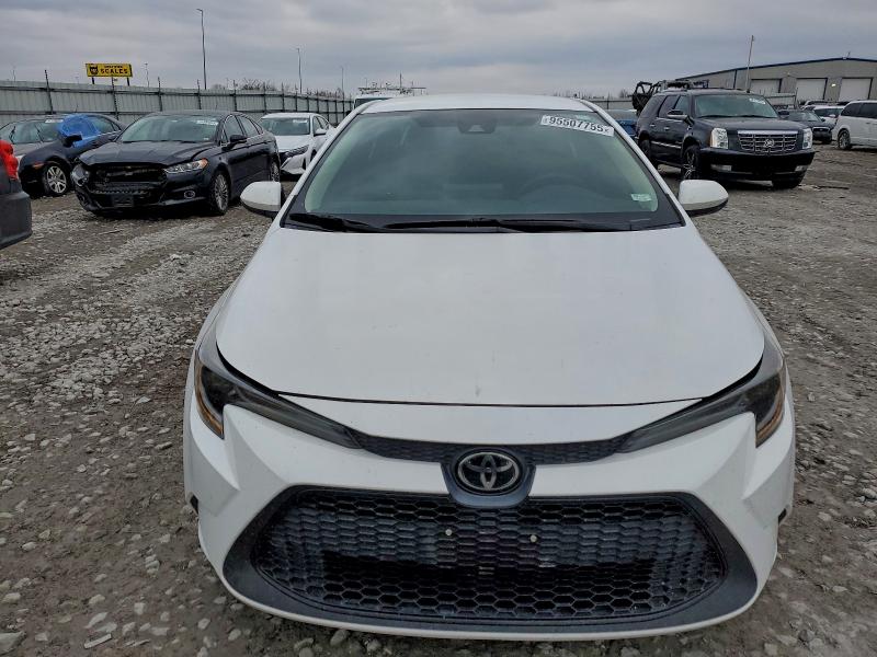 Photo 5 from auction – 2022 TOYOTA COROLLA LE with VIN 5YFEPMAE3NP273448