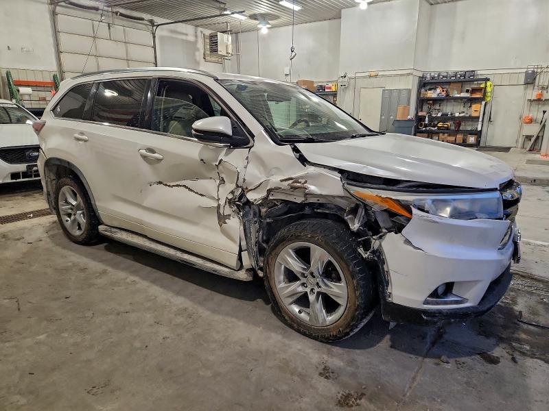 Photo 4 from auction – 2015 TOYOTA HIGHLANDER with VIN 5TDDKRFH2FS120000