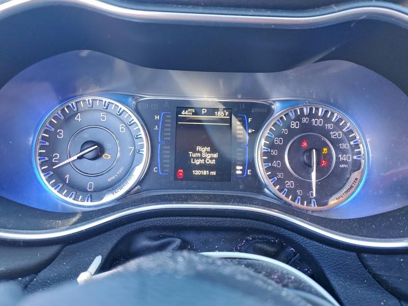 Photo 9 from auction – 2016 CHRYSLER 200 LIMITE with VIN 1C3CCCAB2GN103508