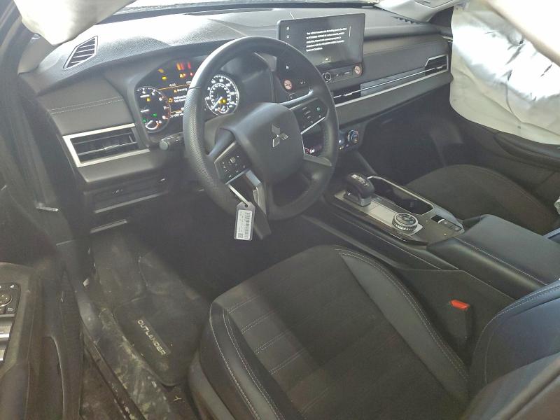 Photo 8 from auction – 2025 MITSUBISHI OUTLANDER with VIN JA4J4VA89SZ038359