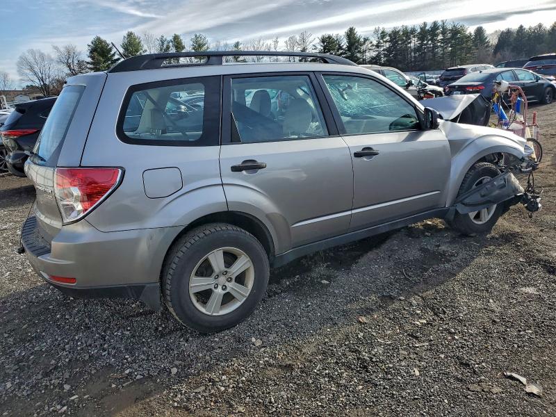 Photo 3 from auction – 2010 SUBARU FORESTER X with VIN JF2SH6BC6AH804920
