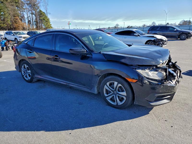 صورة رقم 4 من المزاد - 2017 HONDA CIVIC LX مع VIN 2HGFC2F50HH552655