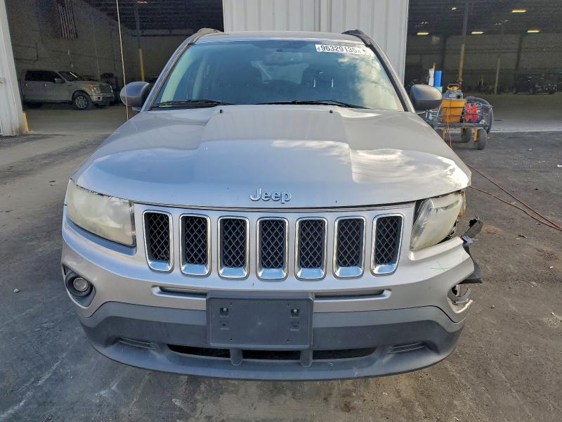 Photo 5 from auction – 2016 JEEP COMPASS SP with VIN 1C4NJCBA9GD688853