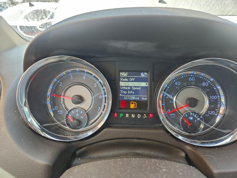 Photo 9 from auction – 2016 CHRYSLER TOWN & COU with VIN 2C4RC1CG7GR190229