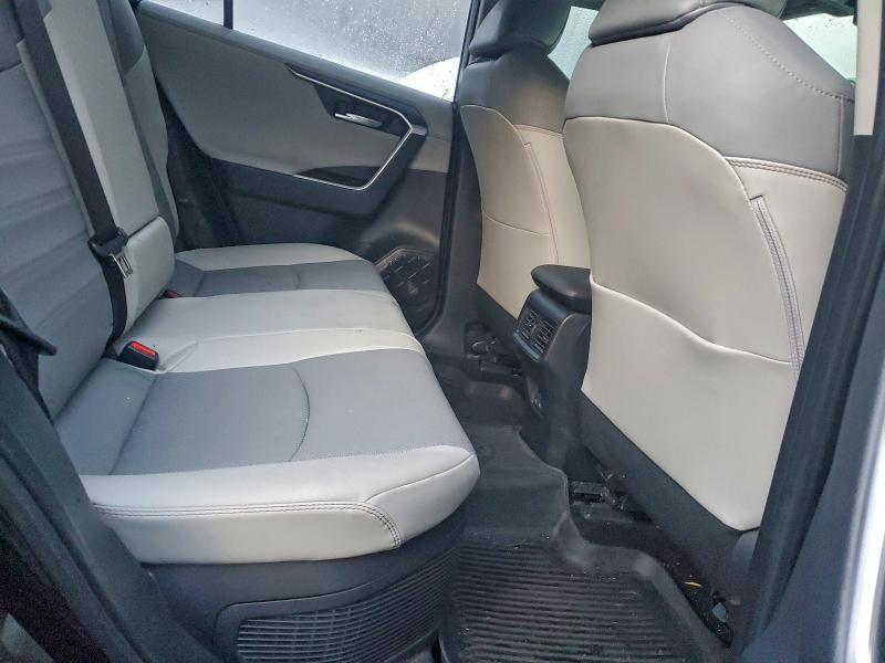 Photo 11 from auction – 2024 TOYOTA RAV4 LIMIT with VIN JTMD6RFV4RJ044839