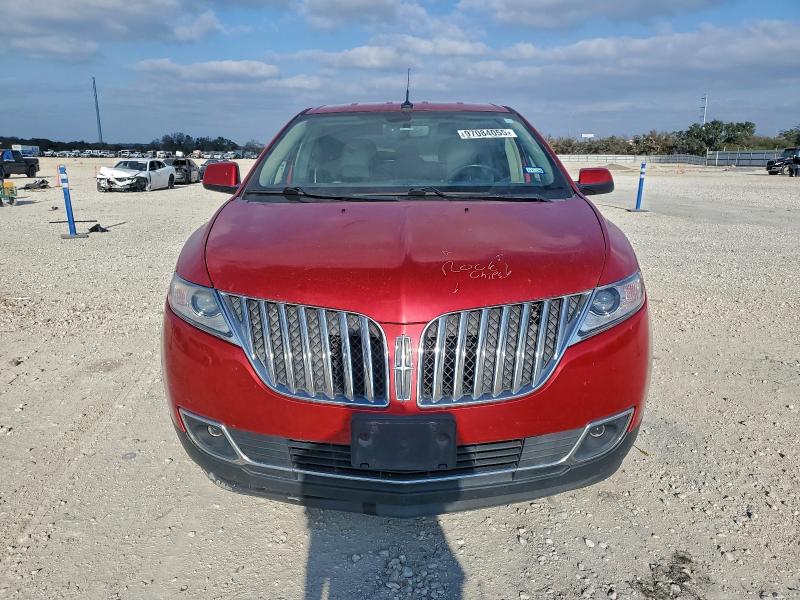 Photo 5 from auction – 2011 LINCOLN MKX with VIN 2LMDJ8JK5BBJ15451