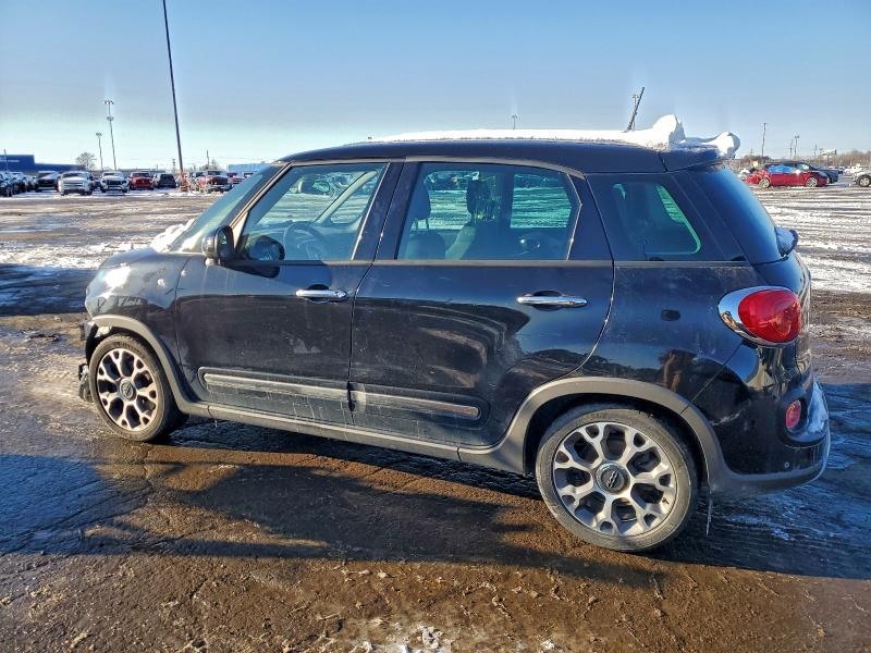 Photo 2 from auction – 2017 FIAT 500L TREKK with VIN ZFBCFADH6HZ039445