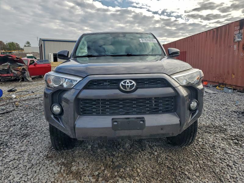 Photo 5 from auction – 2019 TOYOTA 4 RUNNER with VIN JTEBU5JRXK5634649