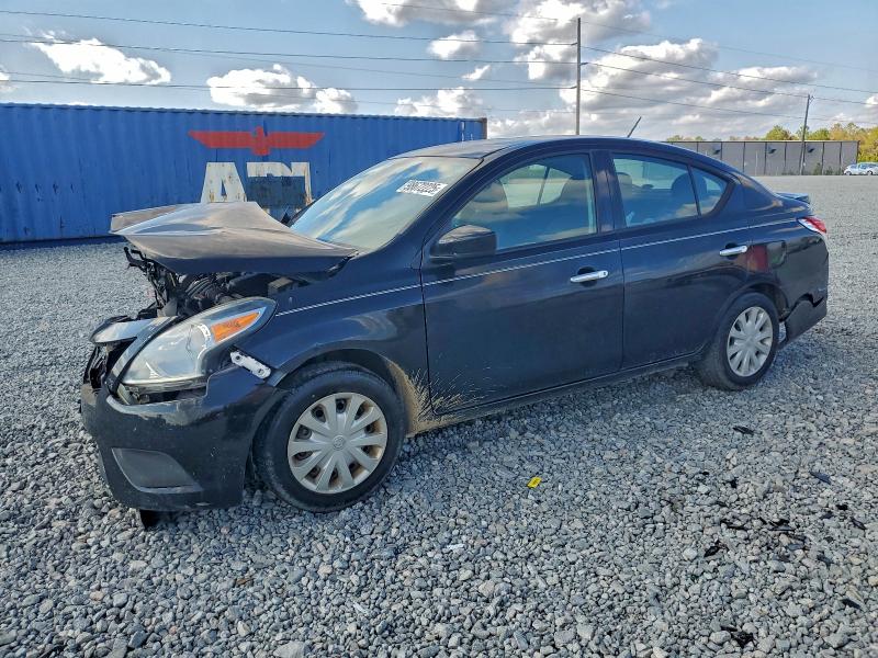 NISSAN VERSA S 2018 with VIN 3N1CN7APXJL873264 - Photo from auction