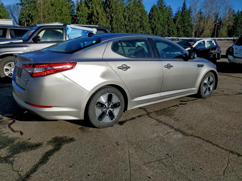 Photo 3 from auction – 2013 KIA OPTIMA HYB with VIN KNAGM4AD7D5059211
