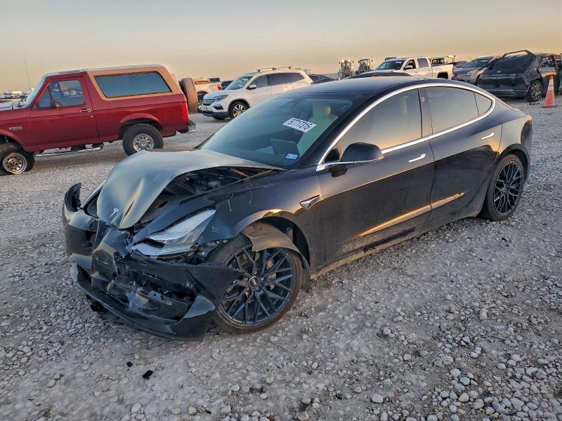TESLA MODEL 3 2019 with VIN 5YJ3E1EB6KF450626 - Photo from auction
