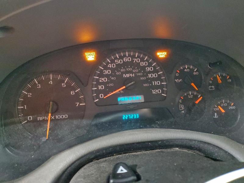 Photo 9 from auction – 2004 CHEVROLET TRAILBLAZE with VIN 1GNET16S046229803