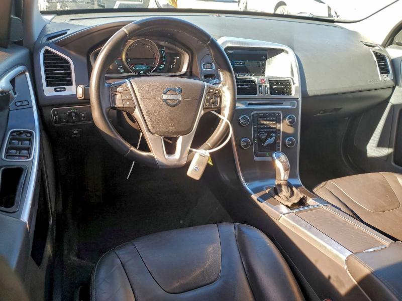 Photo 8 from auction – 2015 VOLVO XC60 T5 PR with VIN YV426MDB6F2590662