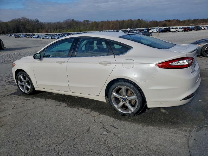 Photo 2 from auction – 2014 FORD FUSION SE with VIN 3FA6P0HD9ER154829
