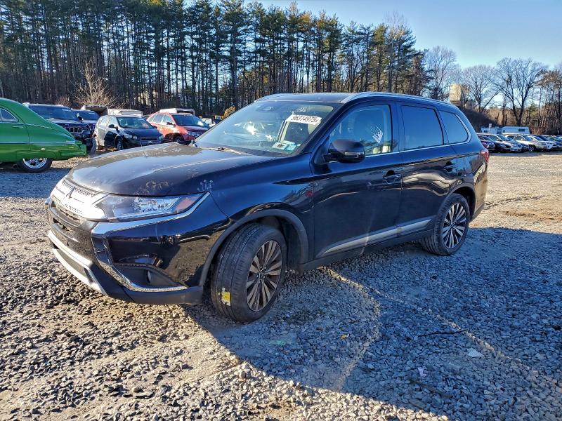 MITSUBISHI OUTLANDER 2020 with VIN JA4AZ3A33LZ017924 - Photo from auction
