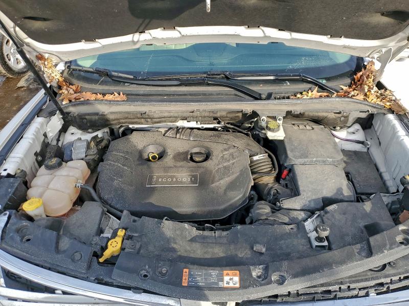 Photo 12 from auction – 2015 LINCOLN MKC with VIN 5LMCJ2A91FUJ01402