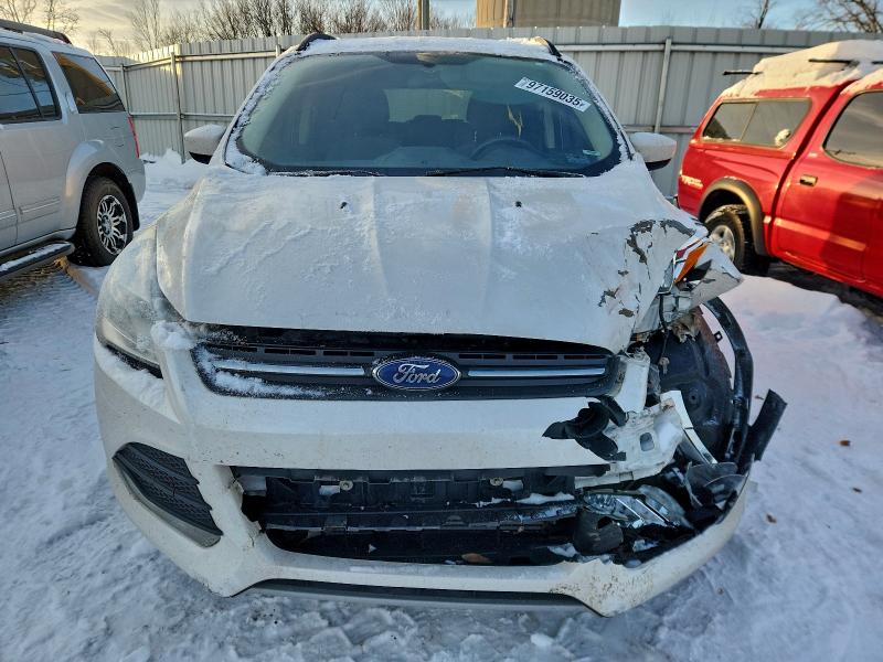 Photo 5 from auction – 2016 FORD ESCAPE with VIN 1FMCU0G96GUB35617
