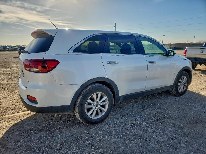 Photo 3 from auction – 2019 KIA SORENTO with VIN 5XYPG4A58KG477638