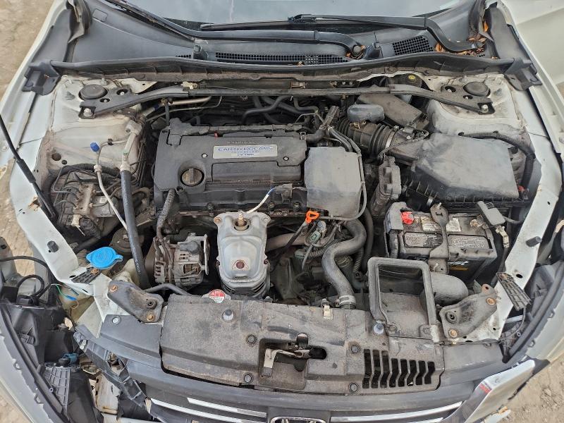 Photo 11 from auction – 2015 HONDA ACCORD EX with VIN 1HGCR2F75FA133280