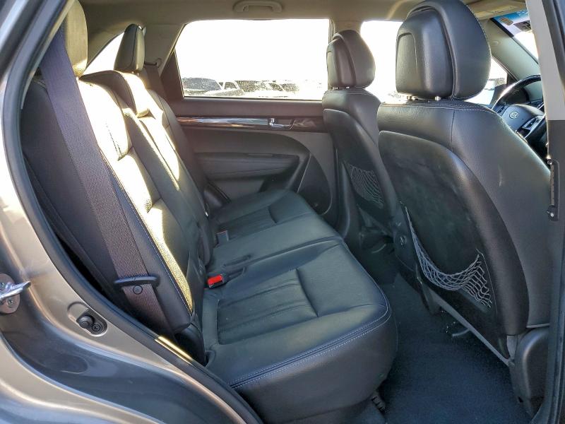 Photo 11 from auction – 2012 KIA SORENTO with VIN 5XYKU4A29CG211300