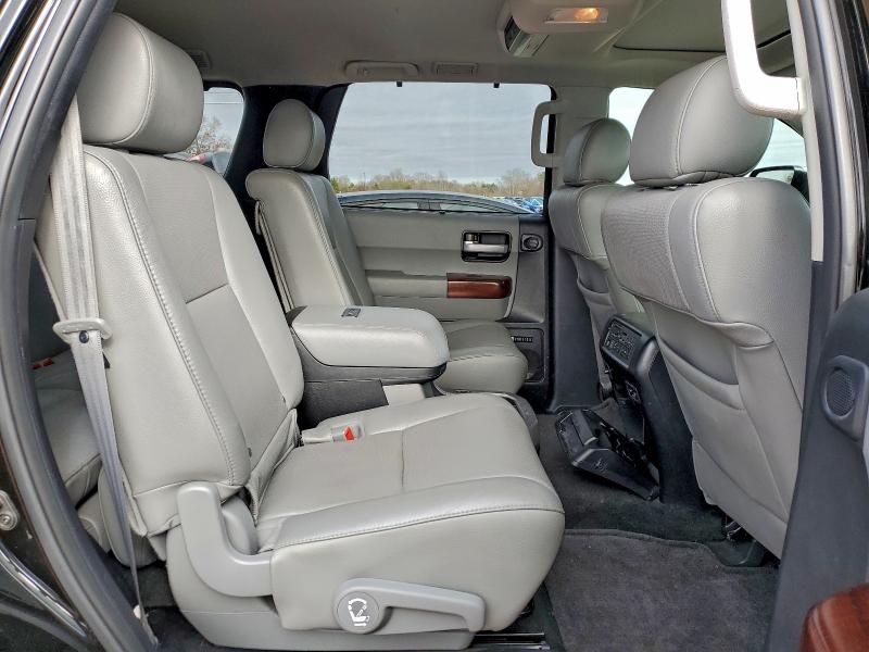 Photo 11 from auction – 2013 TOYOTA SEQUOIA PL with VIN 5TDDW5G10DS074940