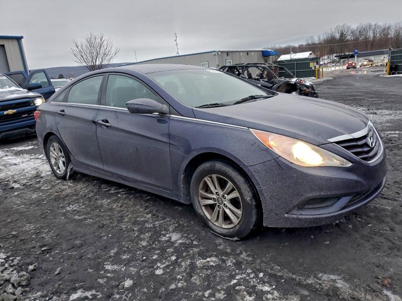 Photo 4 from auction – 2011 HYUNDAI SONATA GLS with VIN 5NPEB4AC8BH041322