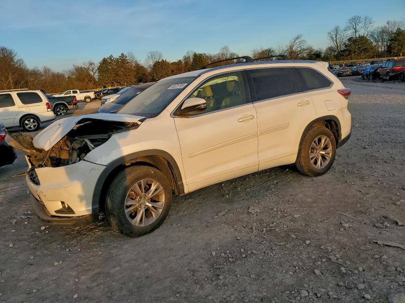 Zdjęcie 1 z aukcji – 2015 TOYOTA HIGHLANDER z VIN 5TDKKRFH0FS061357