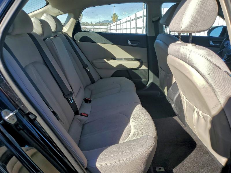 Photo 10 from auction – 2018 KIA OPTIMA LX with VIN 5XXGT4L32JG258457