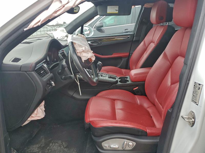 Photo 7 from auction – 2018 PORSCHE MACAN with VIN WP1AA2A58JLB12485