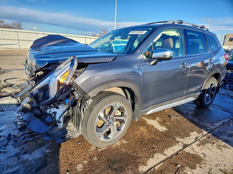 SUBARU FORESTER T 2022 con VIN JF2SKARC8NH477534 - Foto de la subasta