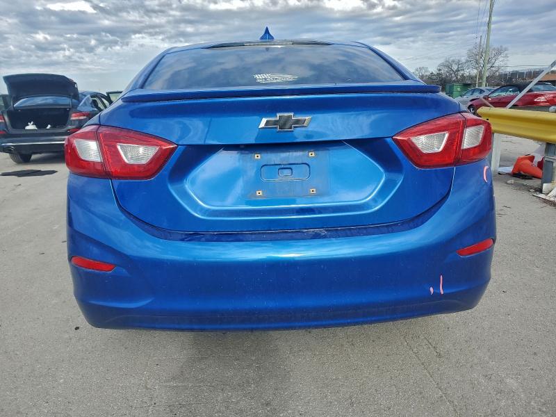 Photo 6 from auction – 2018 CHEVROLET CRUZE with VIN 1G1BE5SM7J7235570