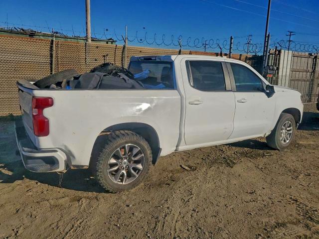 Photo 3 from auction – 2022 CHEVROLET SILVERADO with VIN 1GCPWCED7NZ125588