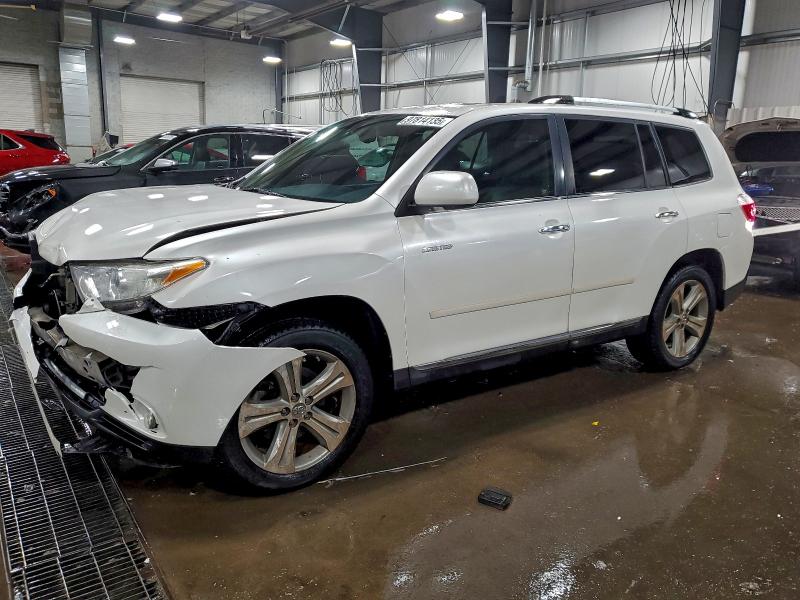 TOYOTA HIGHLANDER 2012 with VIN 5TDDK3EH8CS107827 - Photo from auction