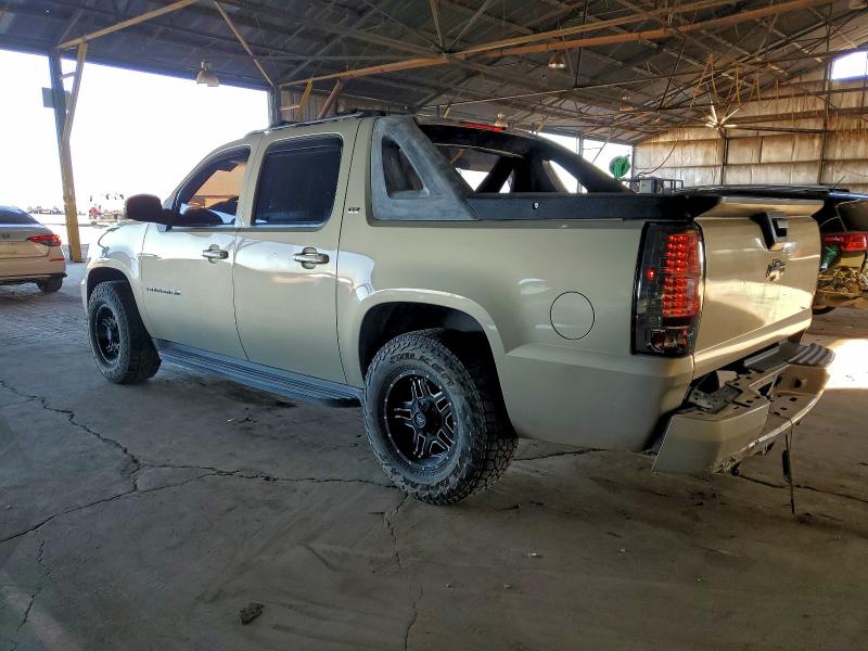 Photo 2 from auction – 2007 CHEVROLET AVALANCHE with VIN 3GNFK123X7G180814