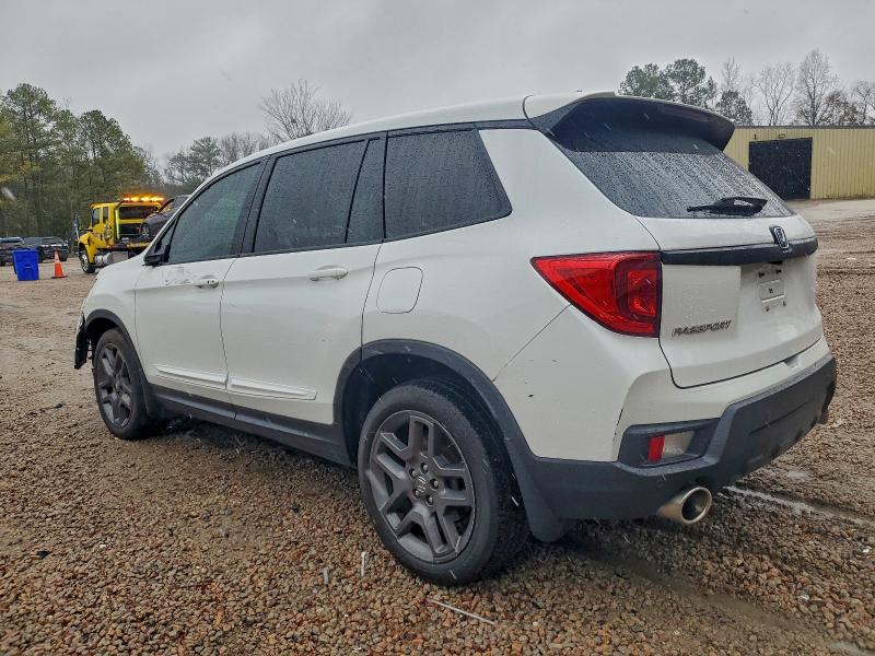 Photo 2 from auction – 2022 HONDA PASSPORT with VIN 5FNYF7H56NB000832