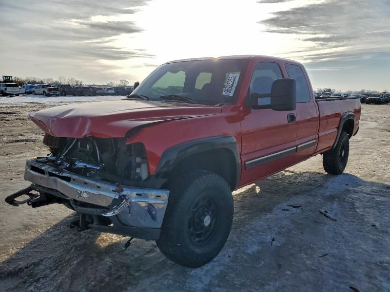 CHEVROLET SILVERADO 2000 with VIN 1GCGK29U3YE389905 - Photo from auction
