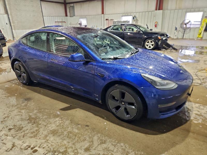 Photo 4 from auction – 2021 TESLA MODEL 3 with VIN 5YJ3E1EB9MF984125