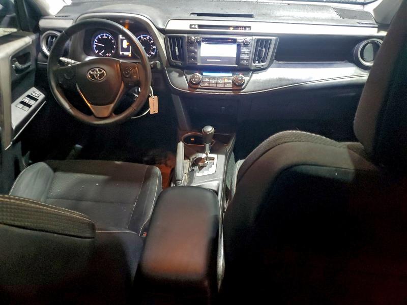 Photo 8 from auction – 2018 TOYOTA RAV4 ADVEN with VIN 2T3RFREV3JW801386