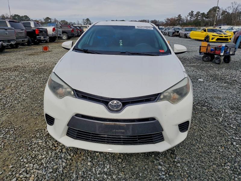 Photo 5 from auction – 2015 TOYOTA COROLLA L with VIN 5YFBURHE9FP297298