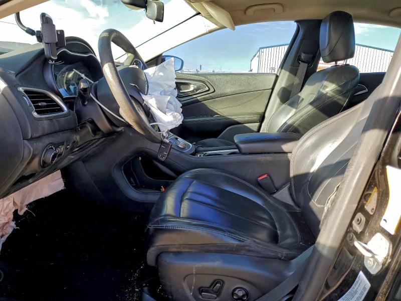 Photo 7 from auction – 2016 CHRYSLER 200 with VIN 1C3CCCAB0GN185612