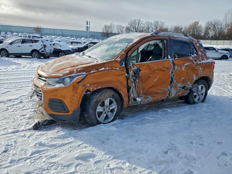 CHEVROLET TRAX 2017 with VIN 3GNCJLSB3HL177383 - Photo from auction