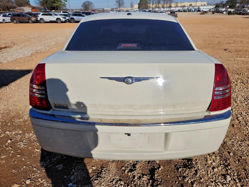 Photo 6 from auction – 2006 CHRYSLER 300C with VIN 2C3KA63H26H289420